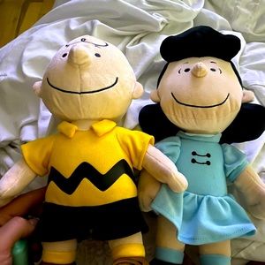 Peanuts plush